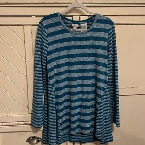 Logo striped top